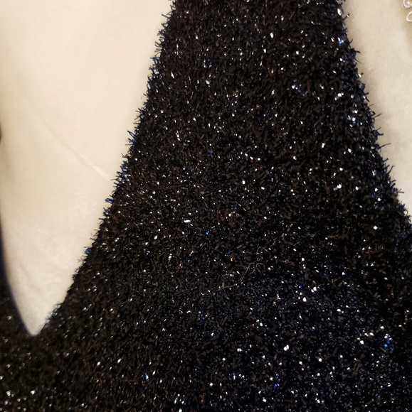 Moon | sleeveless top - Picture 4 of 7